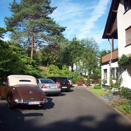Gaestehaus-Weingut Loersch ไลเวน ภายนอก รูปภาพ